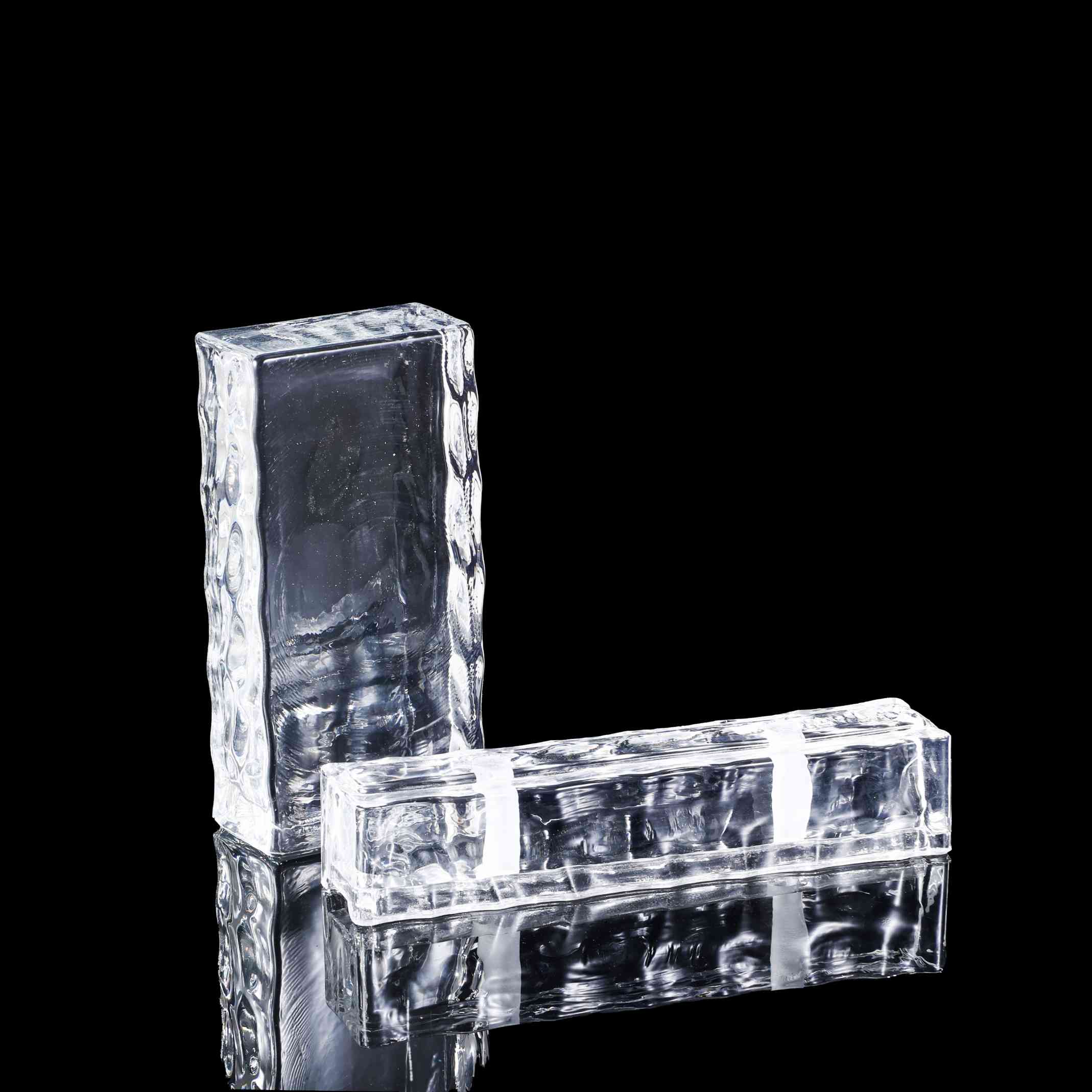 GLASS BLOCK